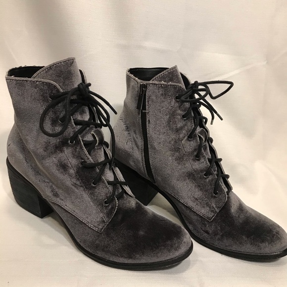 Dolce Vita Velvet Bardot Charcoal Combat Boots - Picture 4 of 8